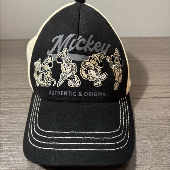 Disney Mickey Hat Black and Cream Adjustable Back - Picture 1 of 5